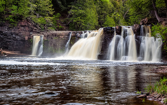 Manabezho Falls